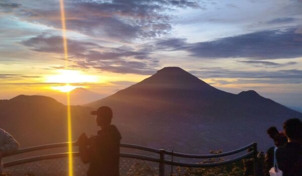 Open Trip Dieng Murah